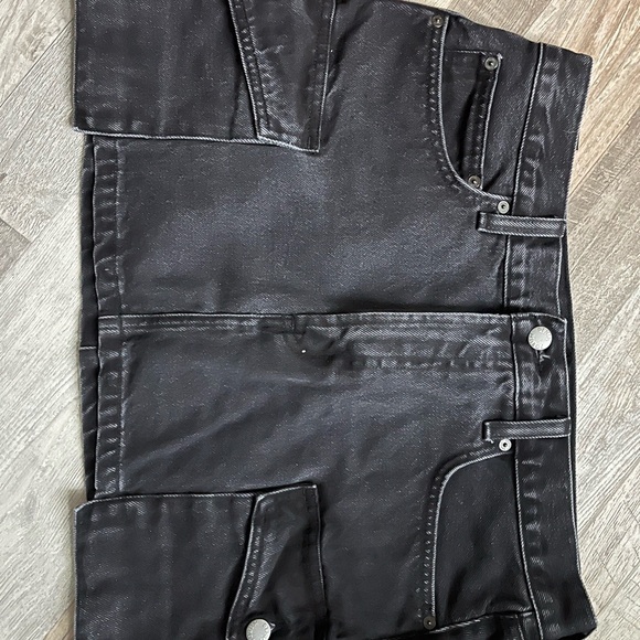 90s mid rise denim cargo skirt - Aritzia size 29 - Picture 2 of 3